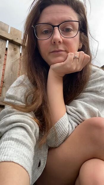 Full leaked Angryweewifey private photo