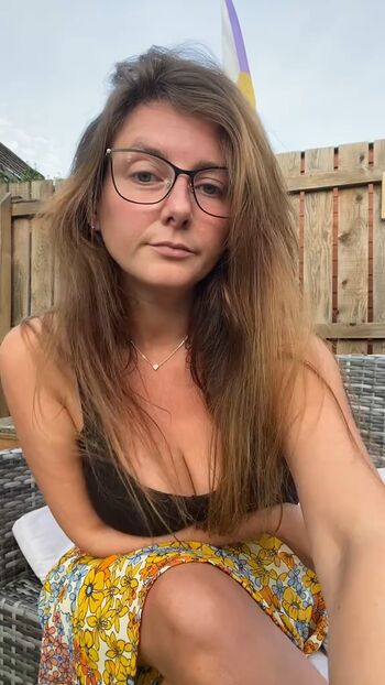 AngryWeeWifey