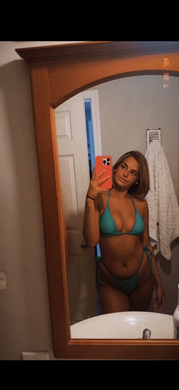 Full leaked Anikaaa private photo