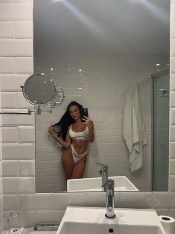 Full leaked Aniram offical private photo