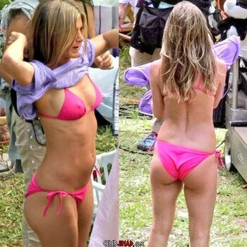 Full leaked Aniston private photo