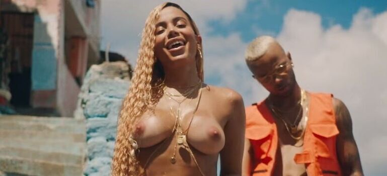 Full leaked Anitta private photo