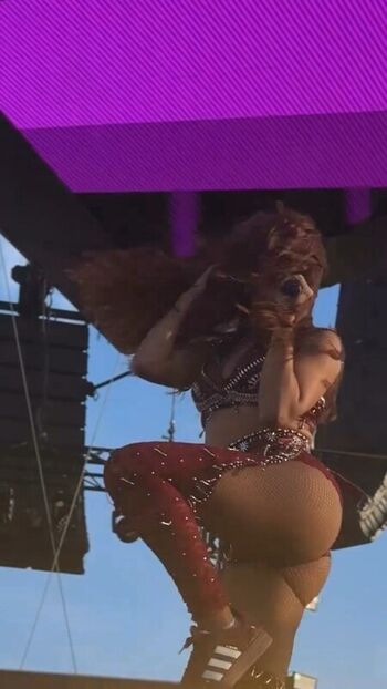 Full leaked Anitta private photo
