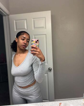 aniyakarice