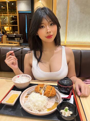 Full leaked Anizu chie page private photo