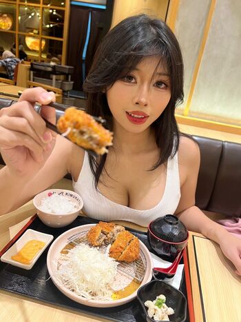 Full leaked Anizu chie page private photo