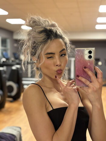Anna Akana