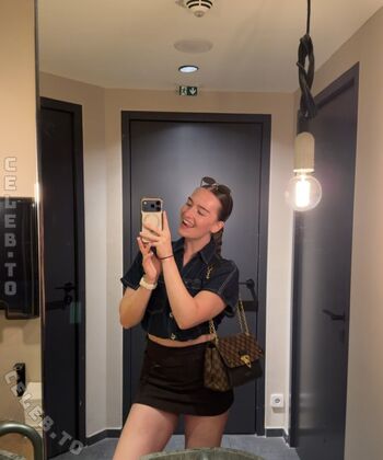 Full leaked Anna deckers private photo