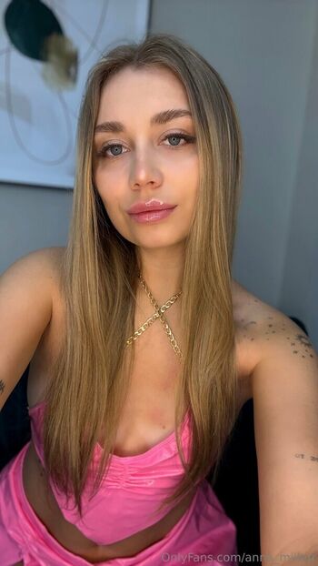 Full leaked Anna miller vip page private photo