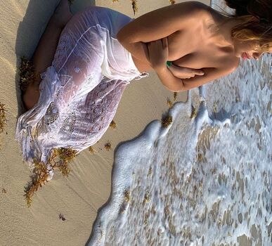Full leaked Anna playa private photo
