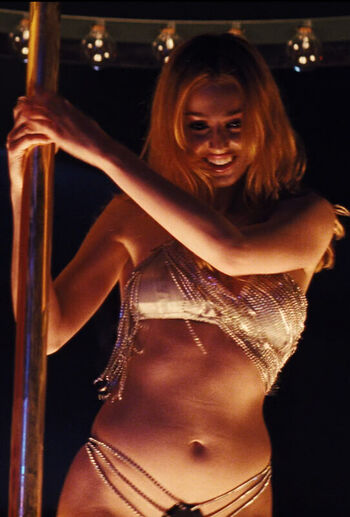 Full leaked Anna van patten private photo