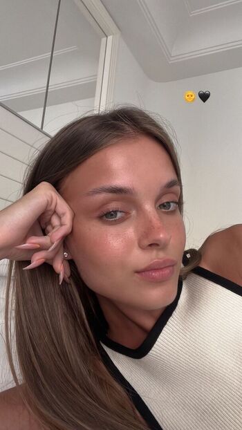 Full leaked Anna zak page private photo
