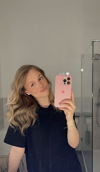 Full leaked Annaaaurelia private photo