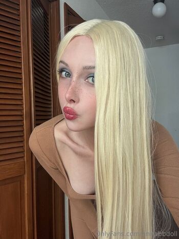 Full leaked Annabbdoll private photo