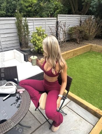 Full leaked Annabelle disley private photo