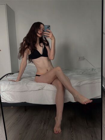 Full leaked Annafamer private photo
