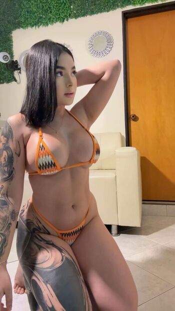 Full leaked Annaishacastro private photo