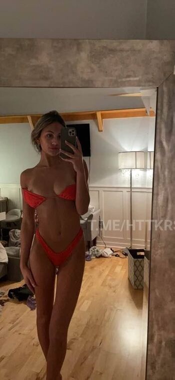 Full leaked Annakatiee private photo