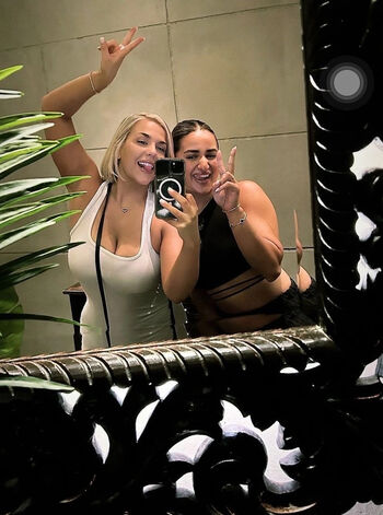 Full leaked Annamaloney private photo