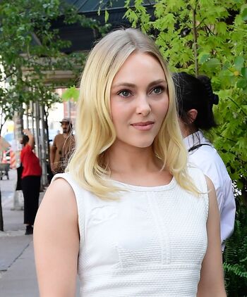 Full leaked Annasophia robb private photo
