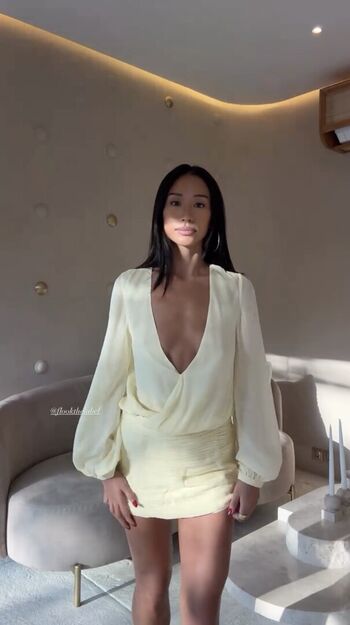 Full leaked Anne ale private photo