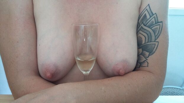 Full leaked Anne redhead bitch private photo