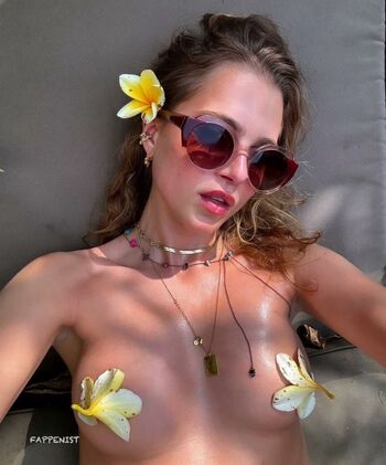 Full leaked Anne winter private photo