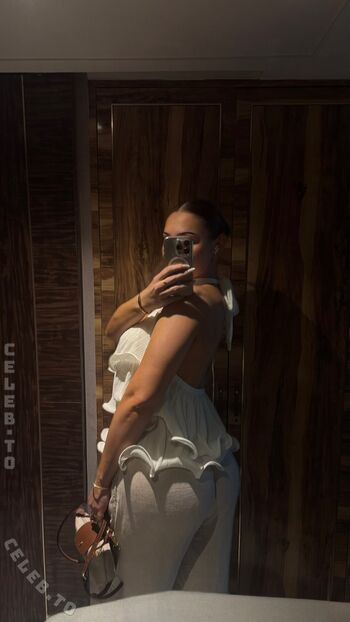 Full leaked Annetthr private photo