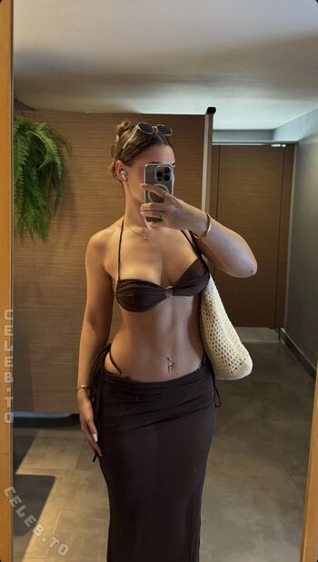 Full leaked Annetthr private photo