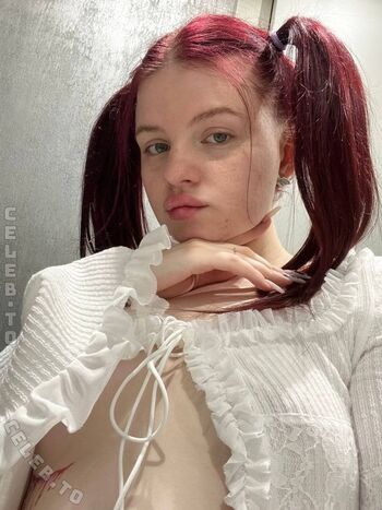 Full leaked Anni vibe private photo