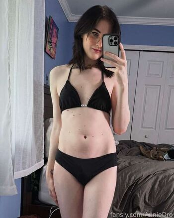 Full leaked Annie dro private photo