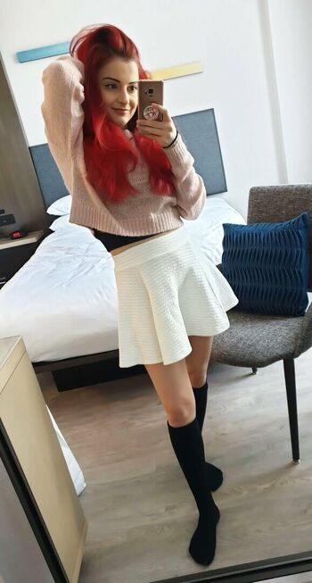 Full leaked Anniefuchsia private photo