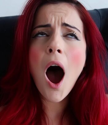 Full leaked Anniefuchsia page private photo
