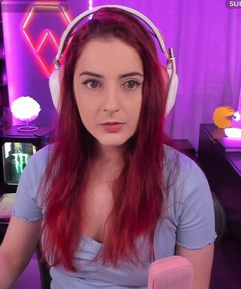 Full leaked Anniefuchsia page private photo