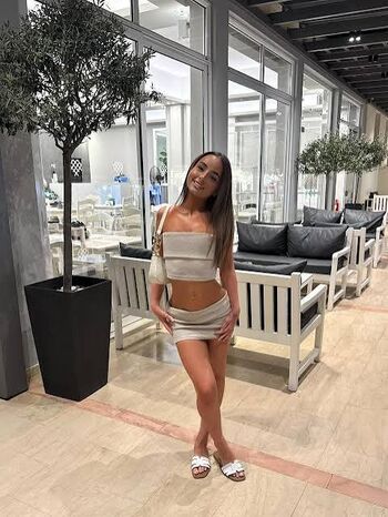 Full leaked Anniemaerosee private photo
