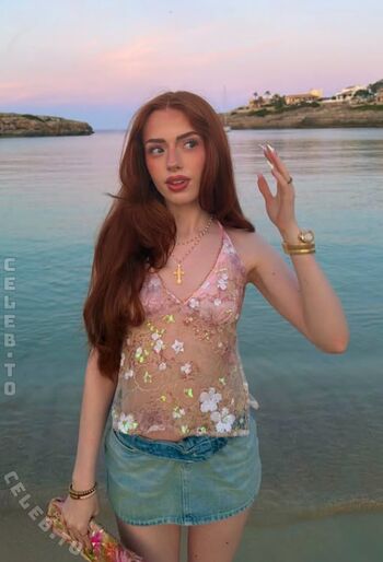 Full leaked Annika eks private photo