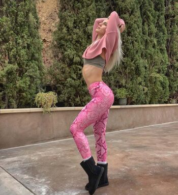 Full leaked Annikaay private photo