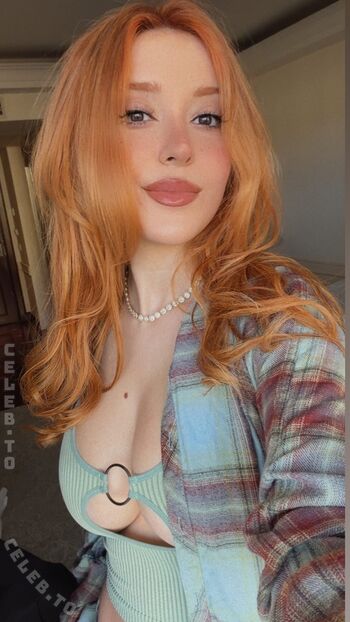 Full leaked Annitheduck private photo