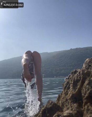 Full leaked Annkathrin private photo