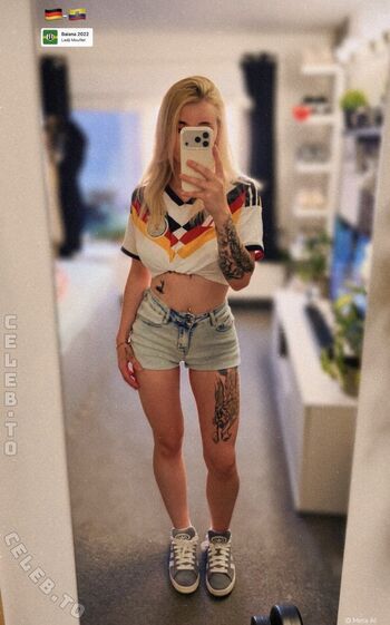 Full leaked Anny vans page private photo