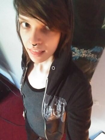 Full leaked Anri singer page private photo