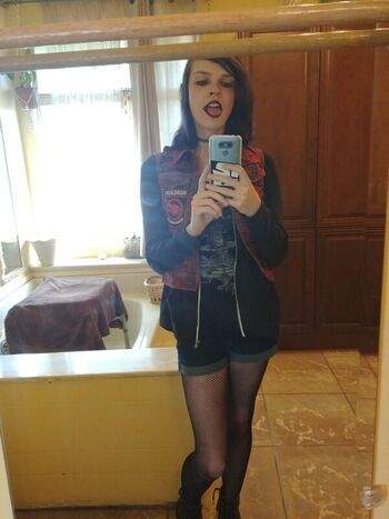 Anri Singer