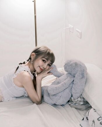 Full leaked Anshia flower page private photo
