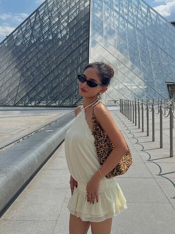 Full leaked Anushka sen private photo