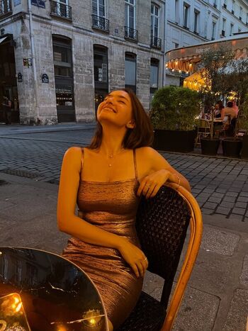 Full leaked Anushka sen private photo