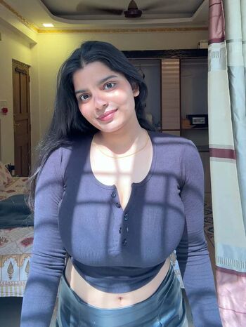 Full leaked Anushkadiariess private photo