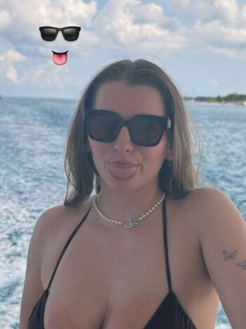 Full leaked Anxhelz private photo