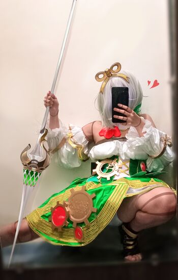 Full leaked Anyacchi private photo