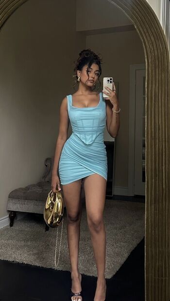 Full leaked Apeenaiyah private photo
