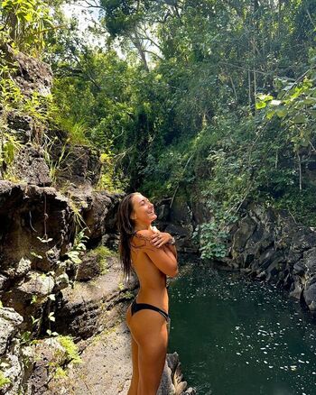 Full leaked April devine private photo